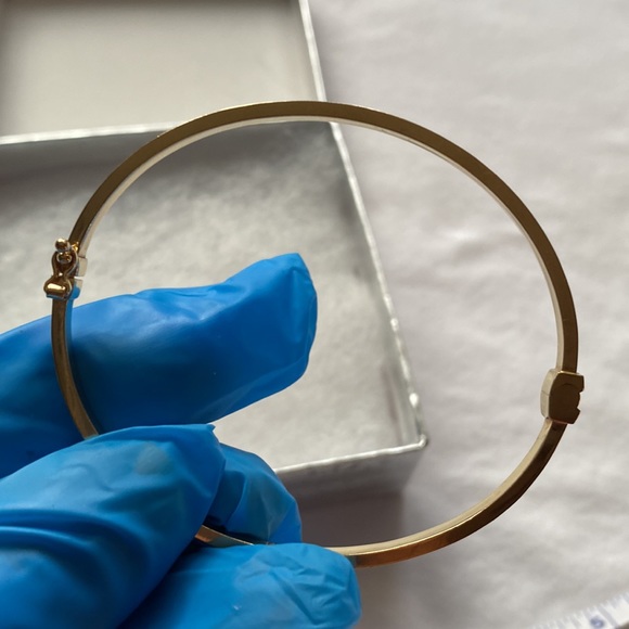 Clip Type Real Gold 14k 4mm thick - Picture 5 of 12